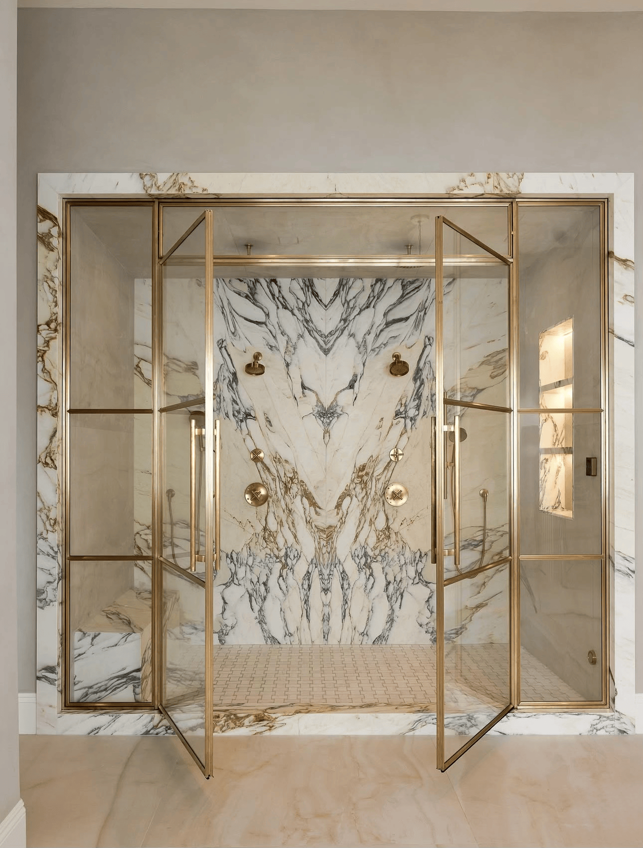 Luxurious Spa-Like Bathroom