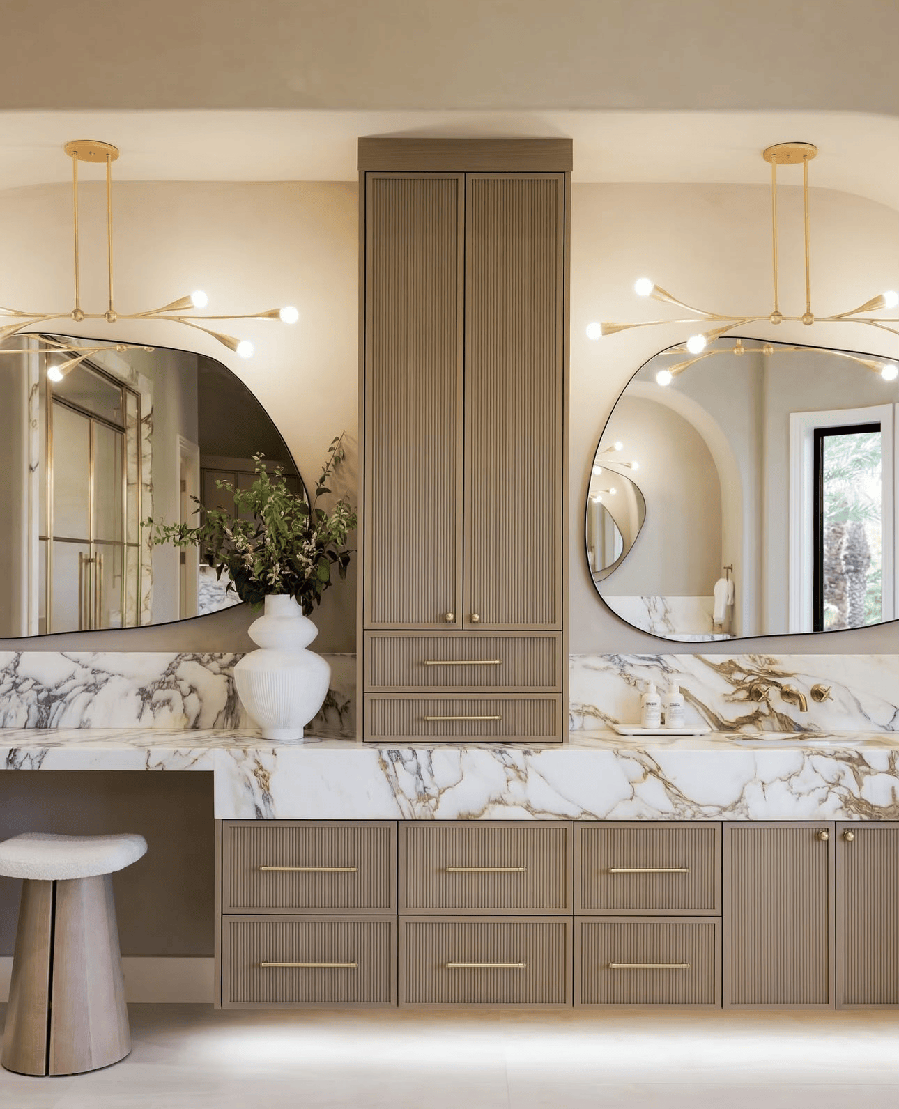 Elegant Bathroom Finishes